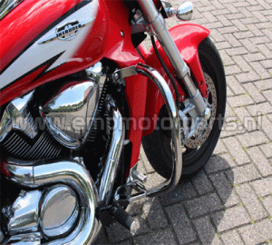 Sturzbügel im H.D. Style SUZUKI M 1800R Intruder