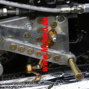 Adapter Bremsbehälter, gold eloxiert