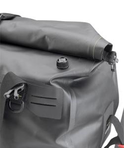 Givi CANYON wasserdichte Cargotasche GRT712B Volumen 40 Liter
