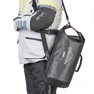 GIVI GRT714B CANYON Schwarze wasserdichte Rolltasche, gelbe Innenseite, Volumen 20 Liter