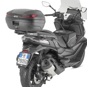 Preview: GIVI V45 Monokey® Topcase - schwarz - mit roten Reflektoren