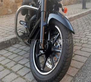 Sturzbügel H.D.Style Suzuki C 1500 BT Intruder in schwarz