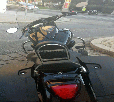 EMP Sissybar de Luxe in schwarz für Suzuki C 1500 BT/T Intruder