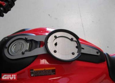 Givi BF21 TANKBEFESTIGUNG FÜR TANKLOCK TANKRUCKSÄCKE für Yamaha - MT-07 - Bj. 14 -