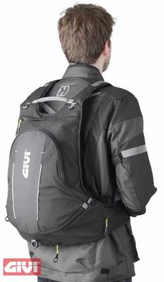 Givi EA 104 XSTREAM-BAG - Rucksack schwarz aus Codura