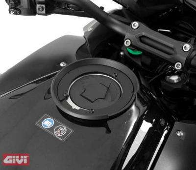 Givi BF 26 TANKBEFESTIGUNG FÜR TANKLOCK TANKRUCKSÄCKE