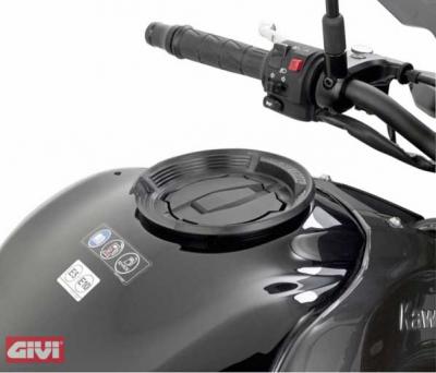 Givi BF 29 TANKBEFESTIGUNG FÜR TANKLOCK TANKRUCKSÄCKE für Kawasaki Z900 - Bj. 17 - 19 / Kawasaki Versys 300 - Bj. 17-19