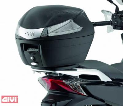 Givi Monolock Topcase-Träger SR1155 für Honda SH 125i-150i (09-12) / SH 125i-150i ABS (12-16) / SH 125i-150i (17-19) / SH 300i (15-20)