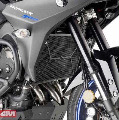 Givi Schutz für Wasser- und Ölradiatoren für Yamaha Tracer 900 / GT (18-20) / Yamaha MT-09 (13-16)