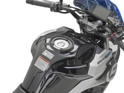 Givi BF63 TANKBEFESTIGUNG FÜR TANKLOCK TANKRUCKSÄCKE für CF MOTO 300 NK (21 - 23),  650 NK (21 - 24)