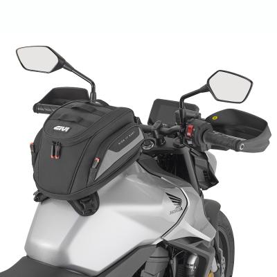 1 Givi EASY04 Easy-T Ausziehbare magnetische Tanktasche