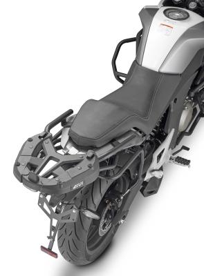Givi Topcase Träger SR9221 für Monolock und Monokey Koffer für CF Moto Multiterrain 650 MT (21-24), 700 MT (24-25)